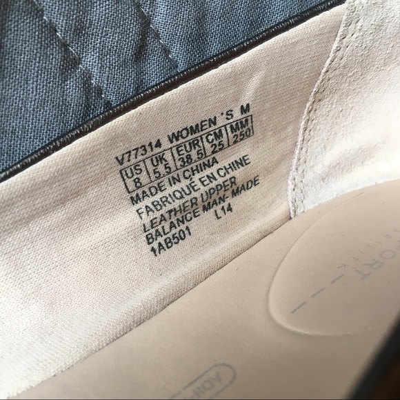 Rockport Adiprene Silver Metallic Flats Size 8 - Picture 7 of 7